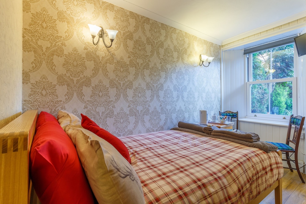 Double Room, Ensuite (Small) photo 3