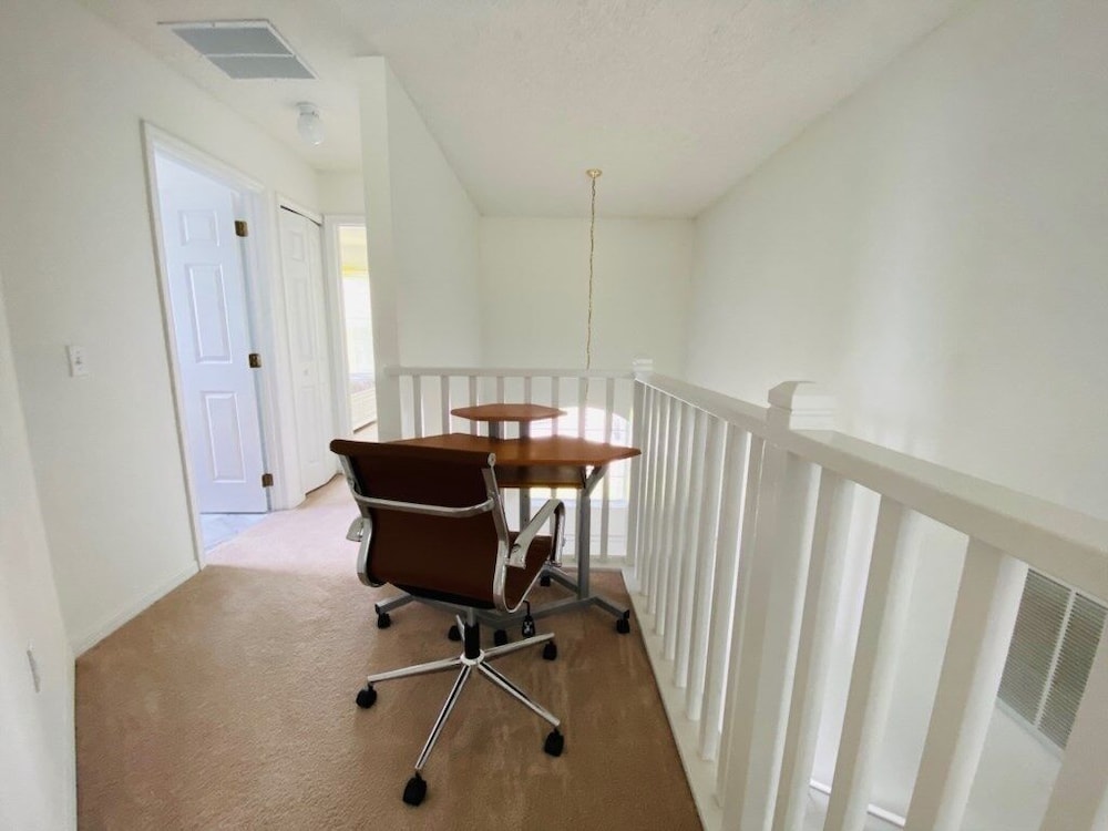 House, 6 Bedrooms photo 3