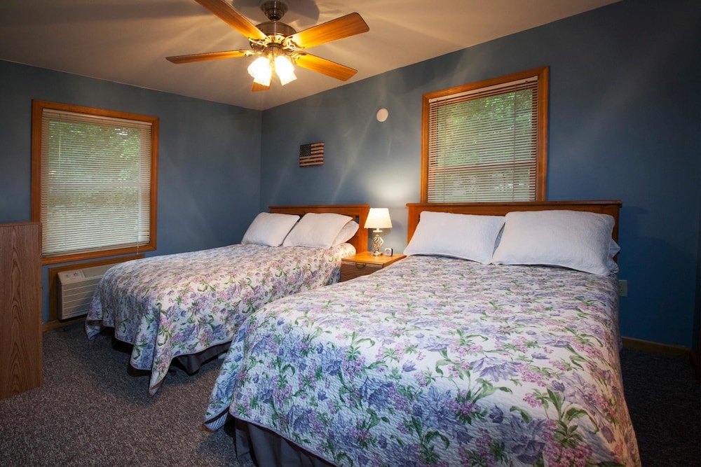 Cottage, 2 Bedrooms, 2 Bathrooms (#17) photo 3