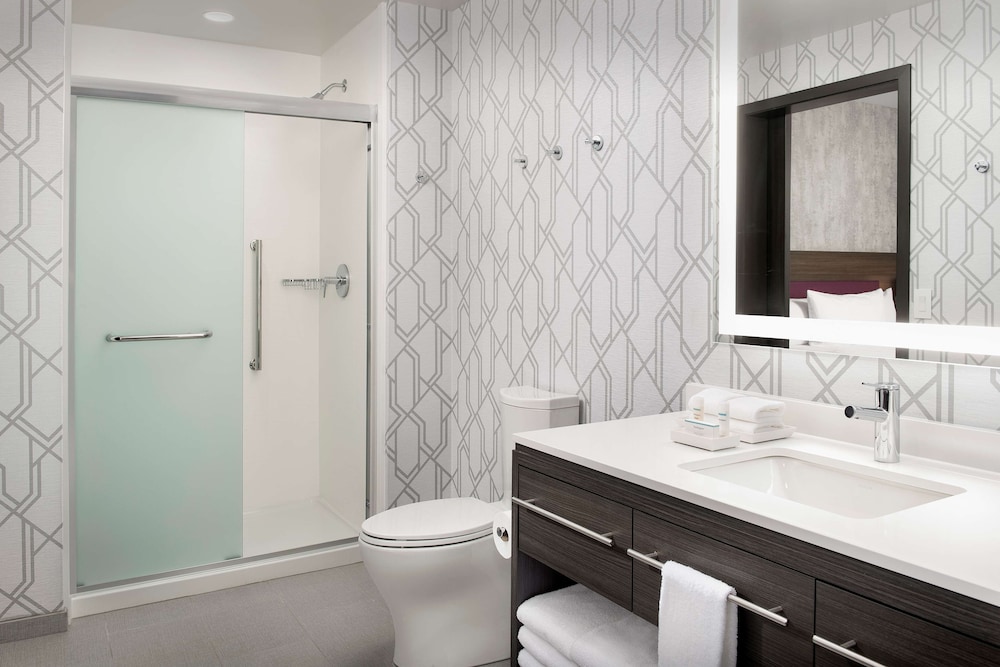 Suite, 1 Bedroom, Non Smoking - Photo 9