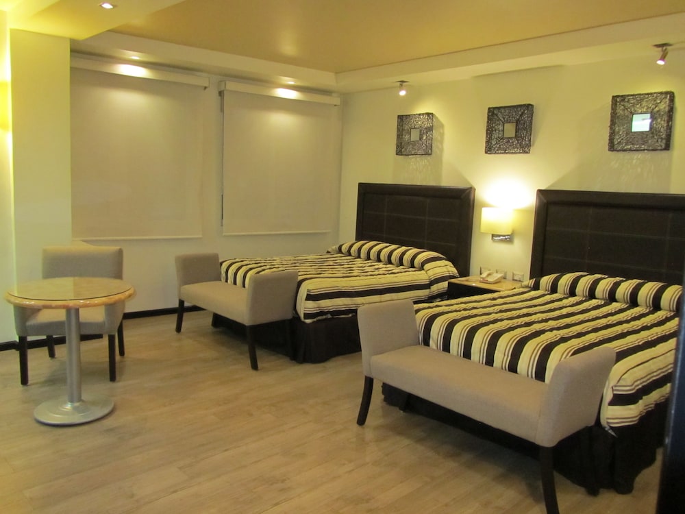 Master Suite Double Queen photo 1
