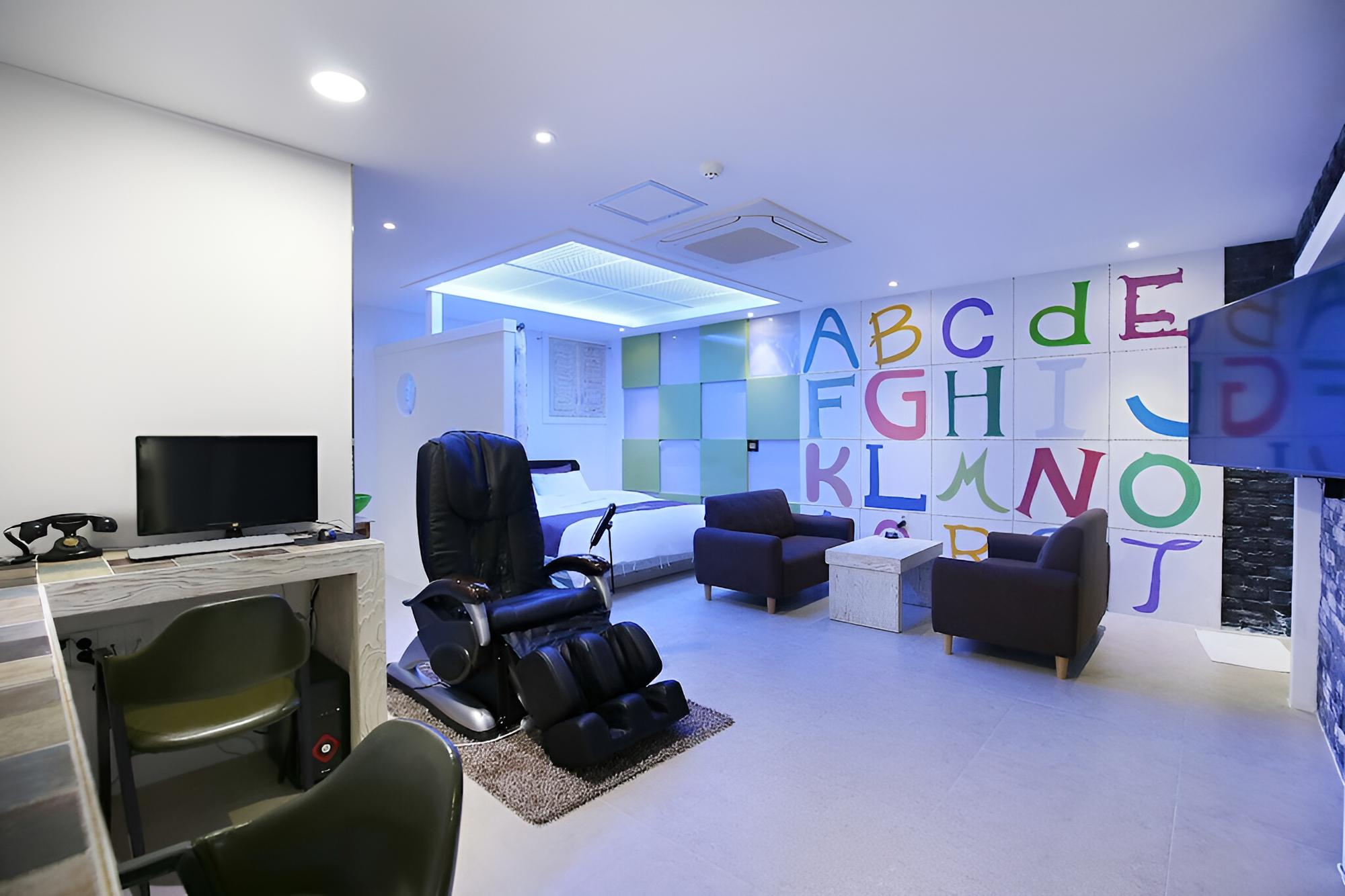 Room (VIP) - Photo 1