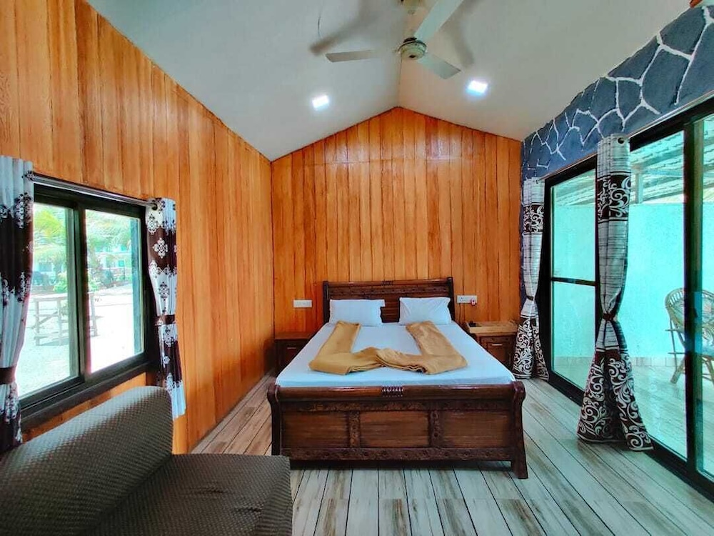 Standard Cabin