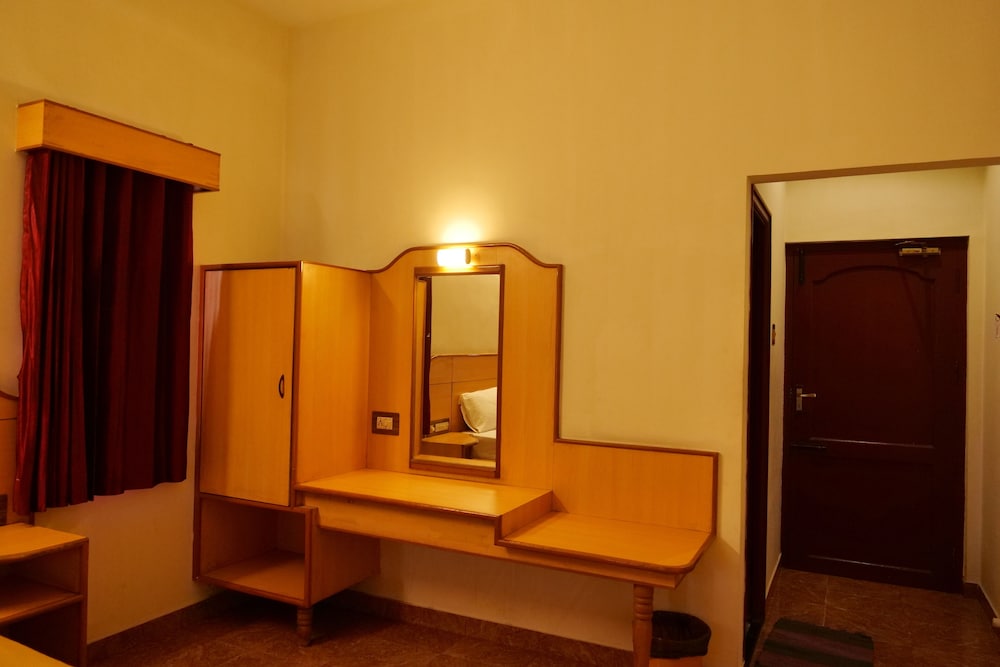 Superior AC Room photo 2