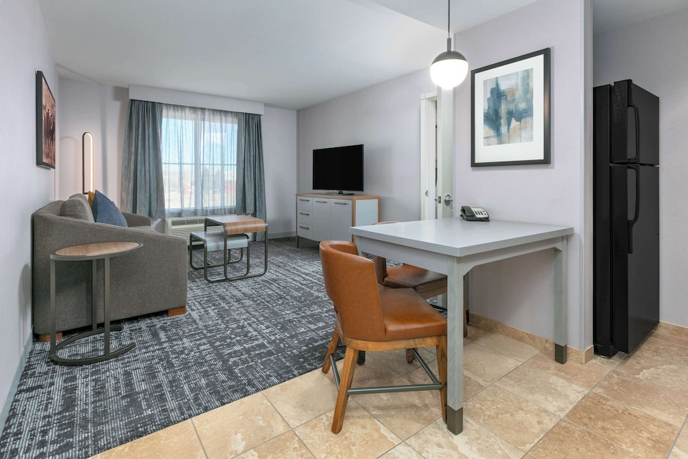 Suite, Accessible, Non Smoking - Photo 1