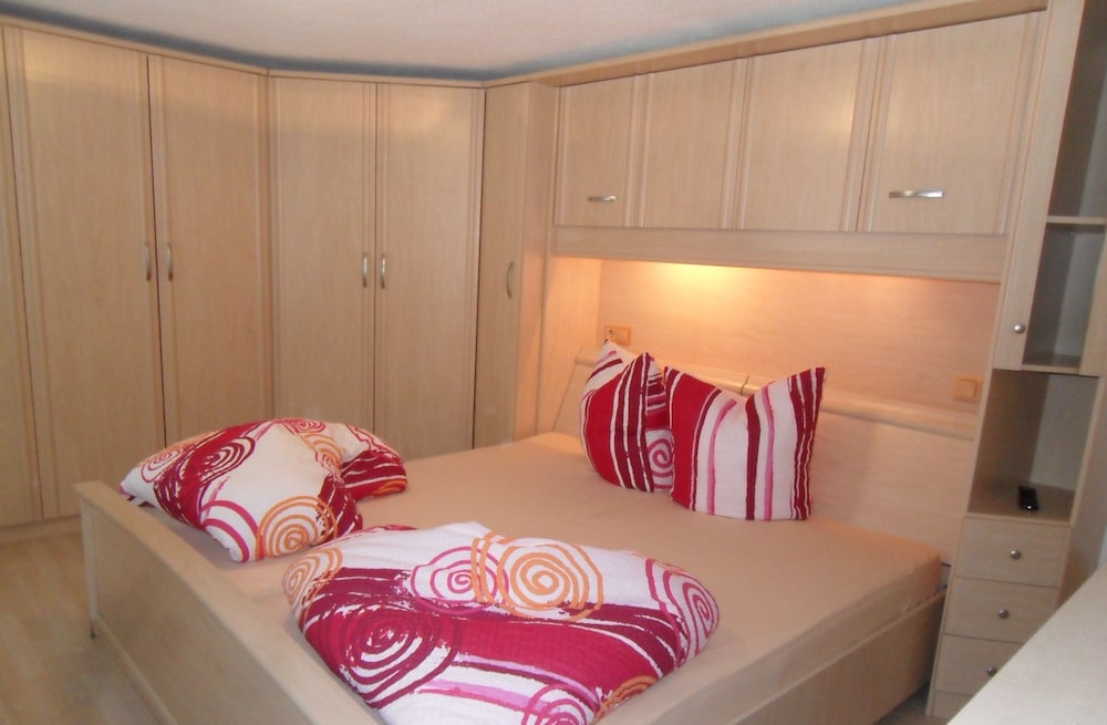 Family House, 3 Bedrooms, Non Smoking, Garden View photo 1