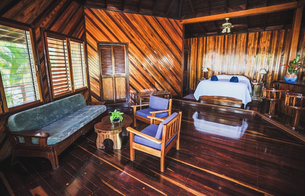 Standard Room, Upper Suite photo 1