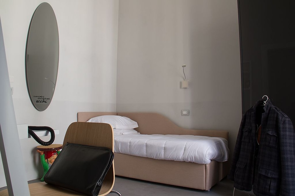 Single Room (Infanta) with external bathroom photo 1