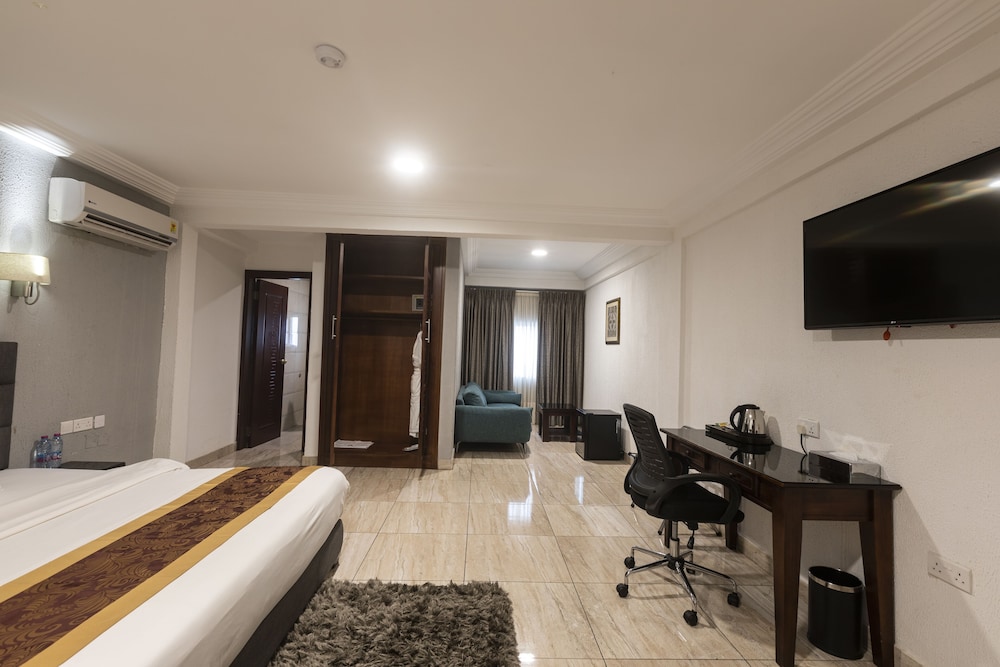 Executive Room