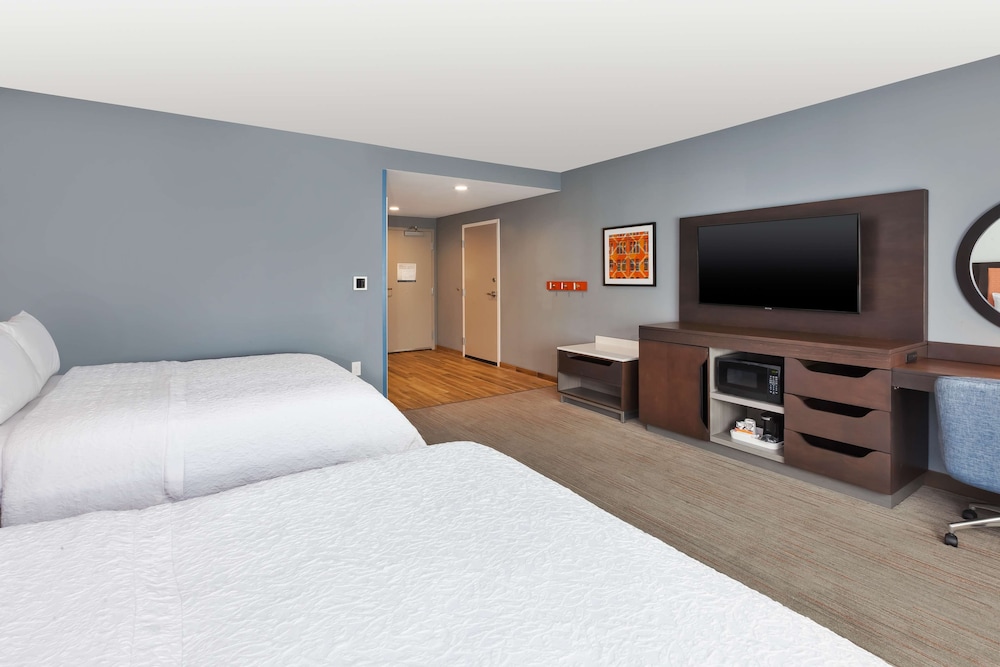 Room, 2 Queen Beds, Accessible - Photo 1