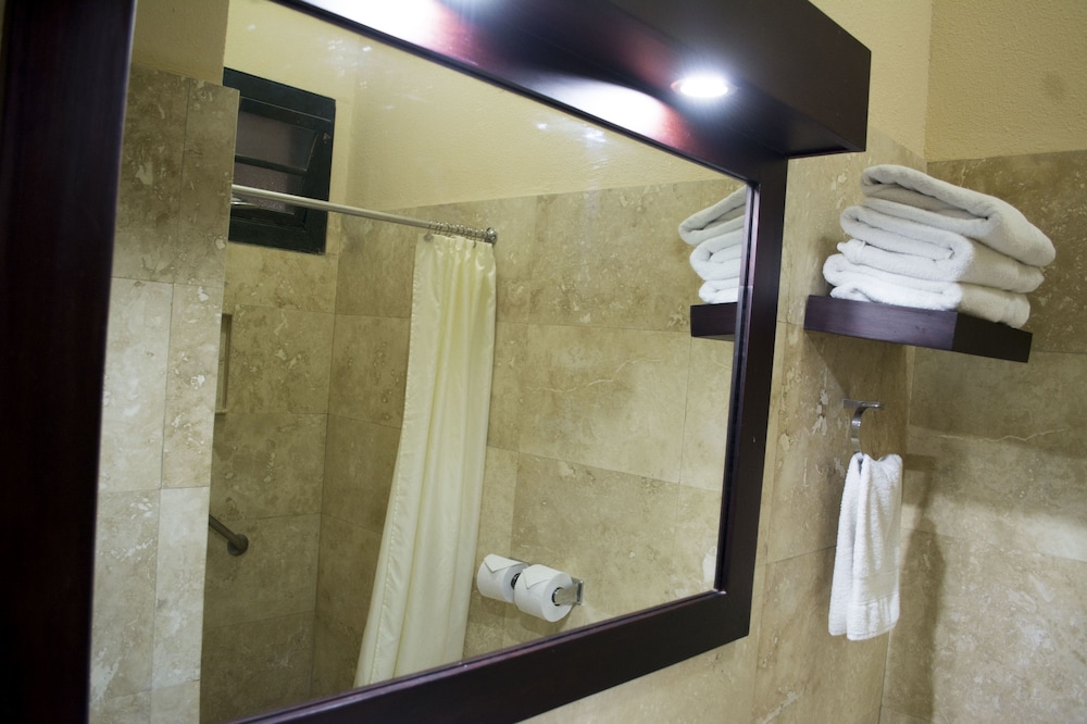 Superior Triple Room photo 2