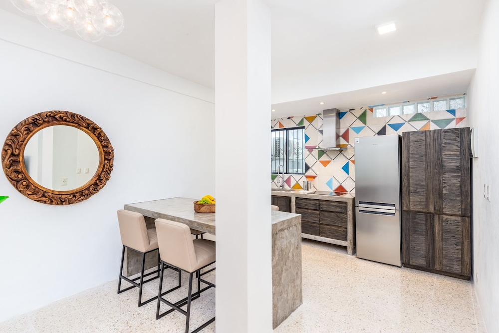 Cuale Condos 1 Bedroom #203 Romantic Zone
