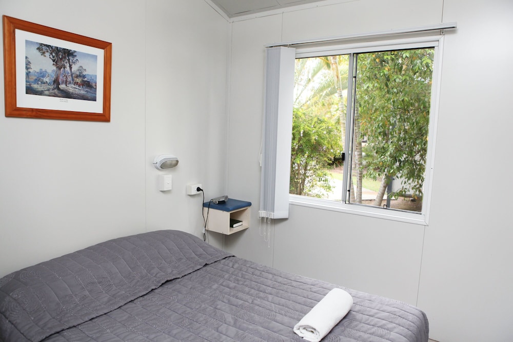 Ensuite Cabin photo 2