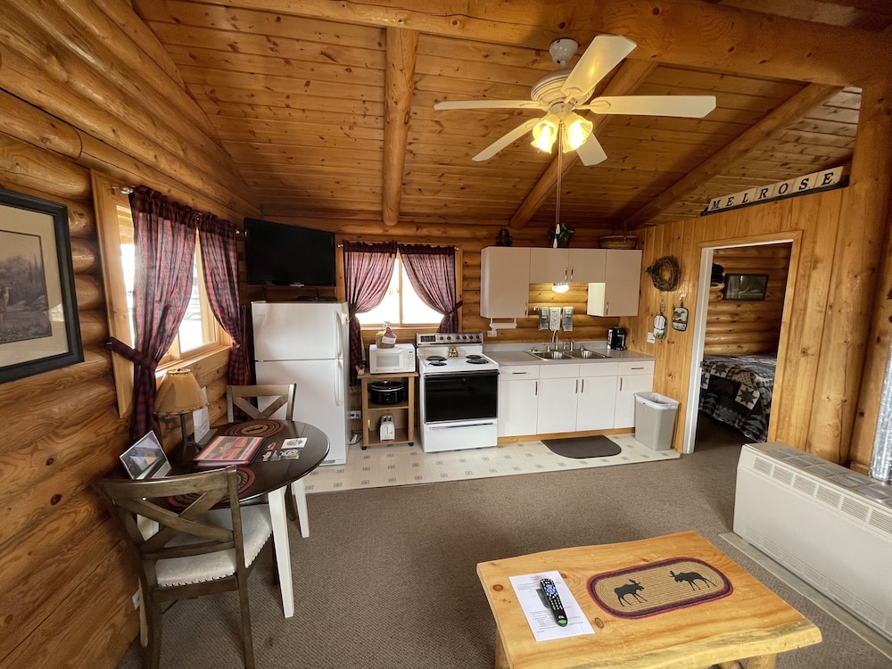 Standard Cabin, 1 Bedroom, Mountain View, Mountainside photo 3