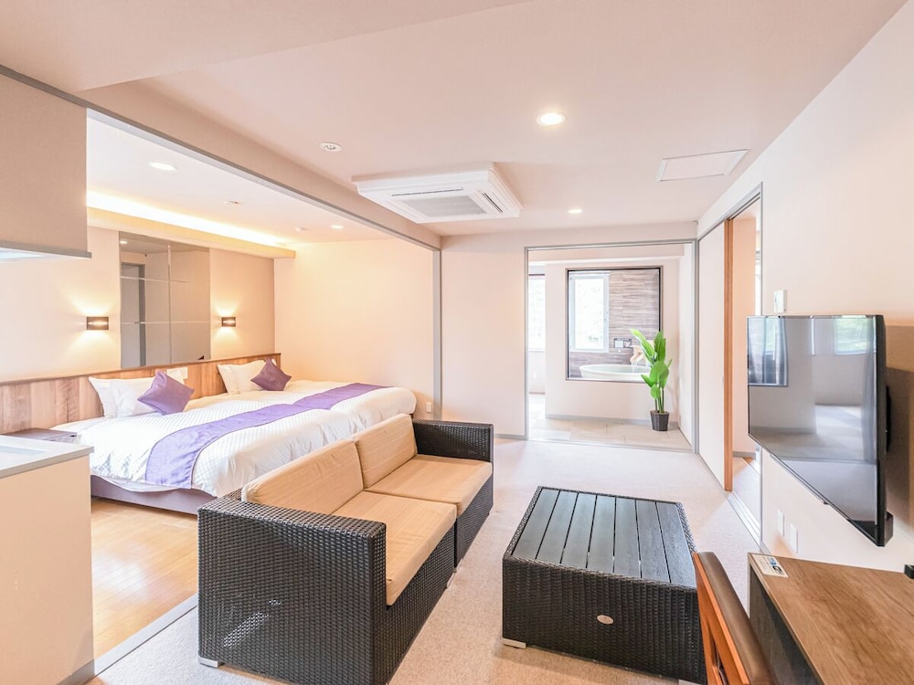 Modern western suite japanese western room with open-air bath, Non-Smoking - Photo 2