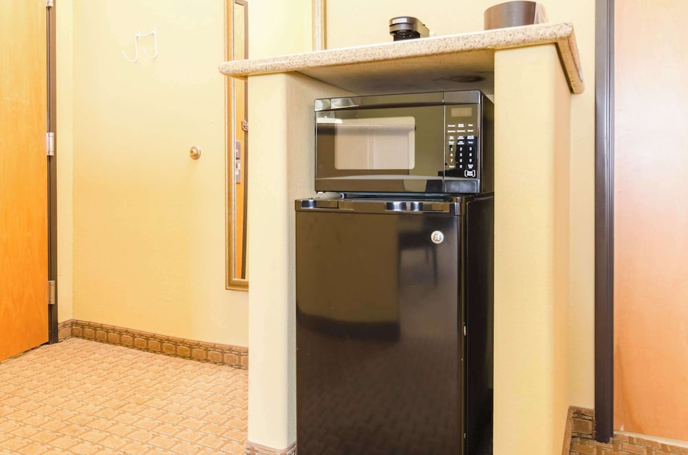 Suite, Multiple Beds, Accessible, Non Smoking - Photo 3