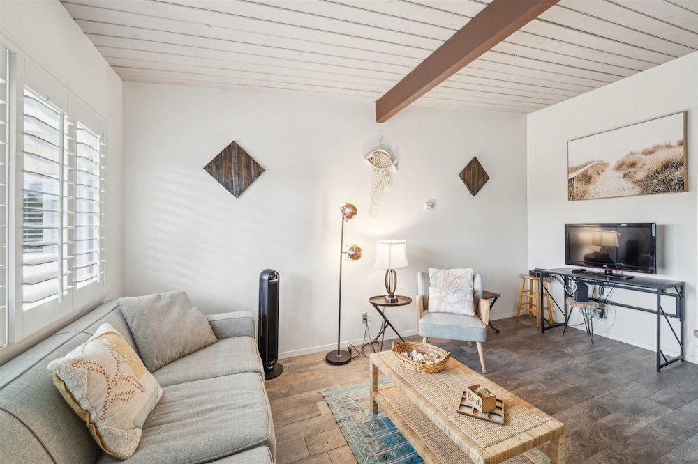 Condo, 1 Bedroom