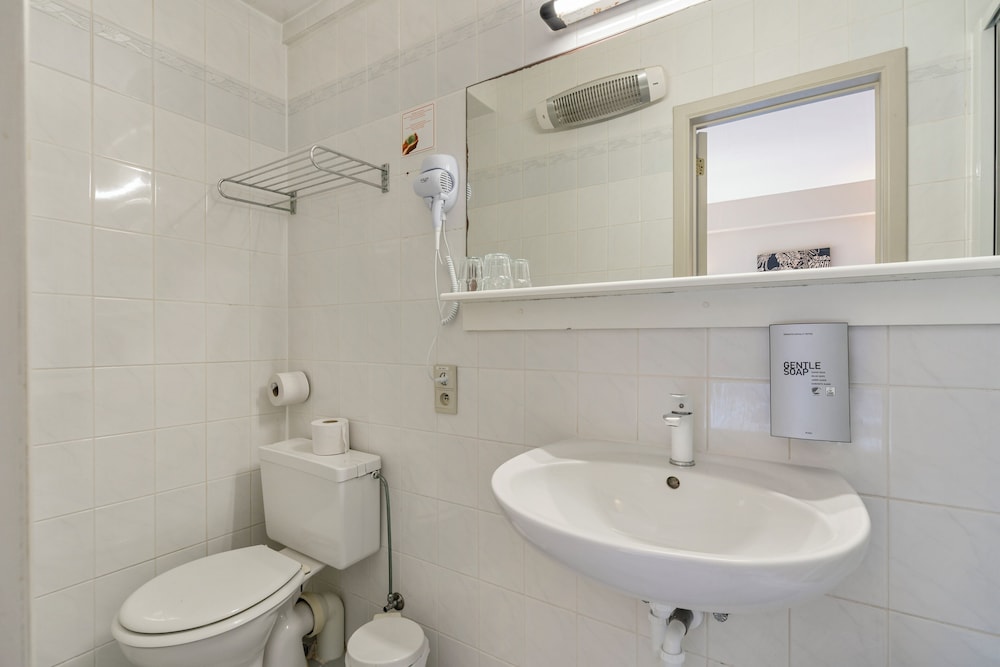 Comfort Double Room - Photo 7