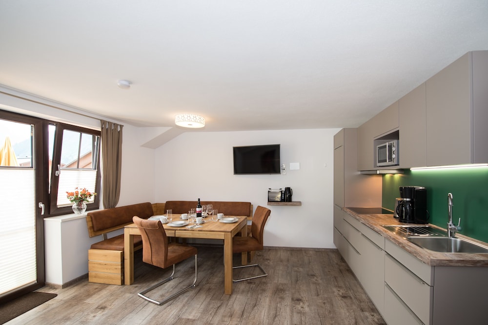 Apartment, Mountain View (8)