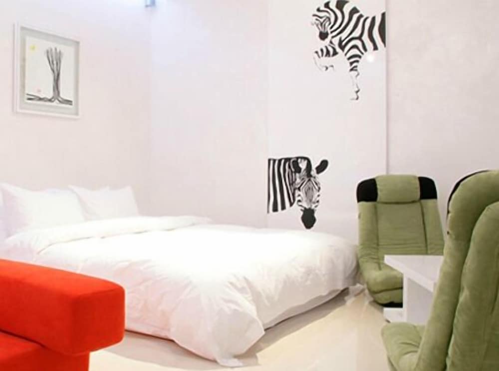 [Early Check-in] Superior Room - Check-in at 1:00 PM photo 1