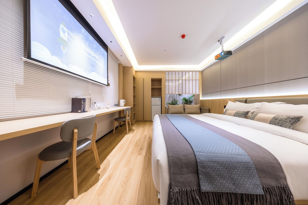 Elite Single Room