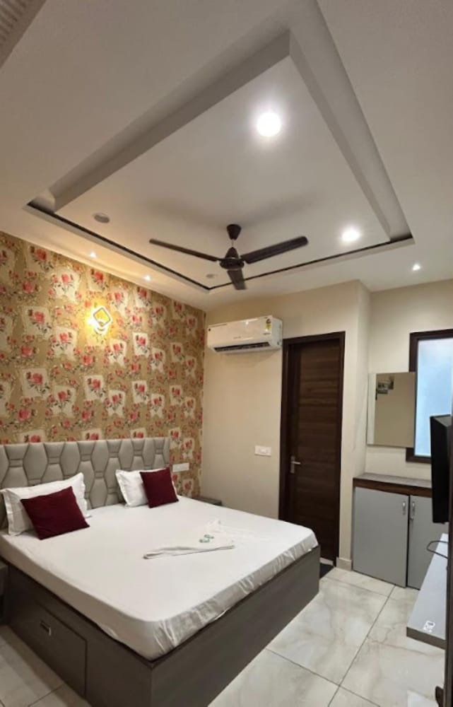 Luxury Room, City View photo 1