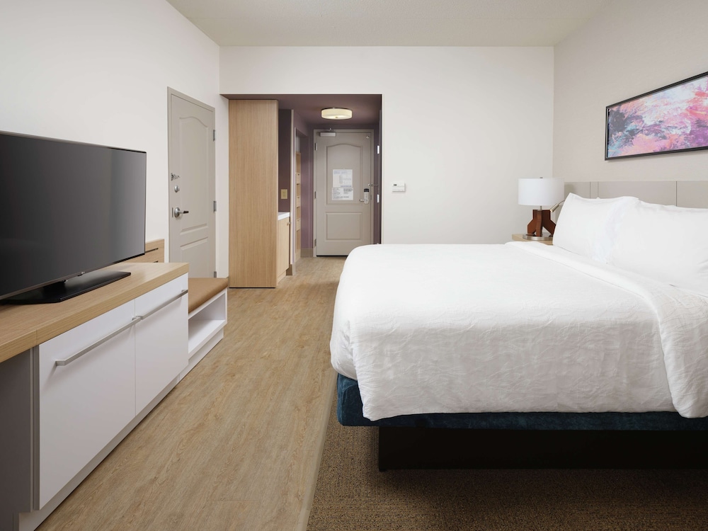 Room, 1 King Bed, Accessible - Photo 1