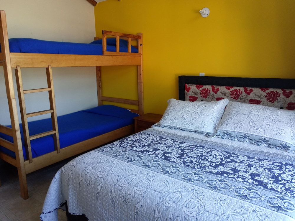 Family Cabin, Multiple Beds photo 3