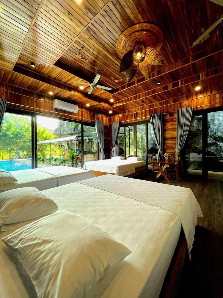 Standard Villa, Pool View photo 1