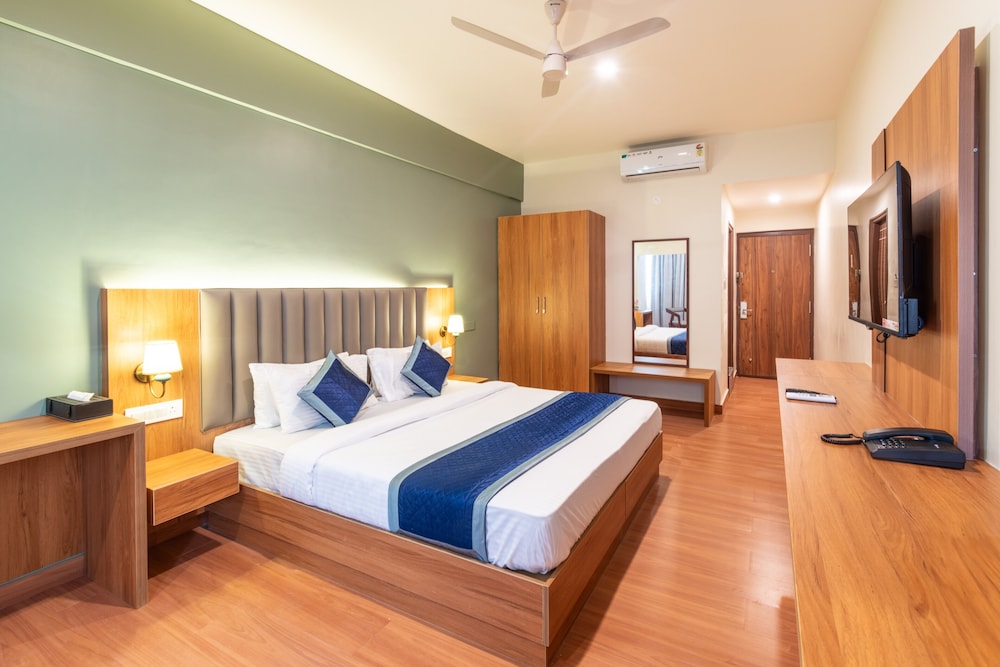 Comfort Suite, City View