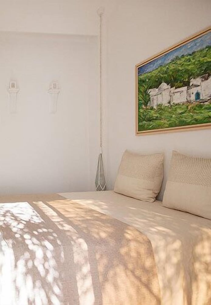 Panoramic Double or Twin Room, 1 King Bed (Pacha) photo 3