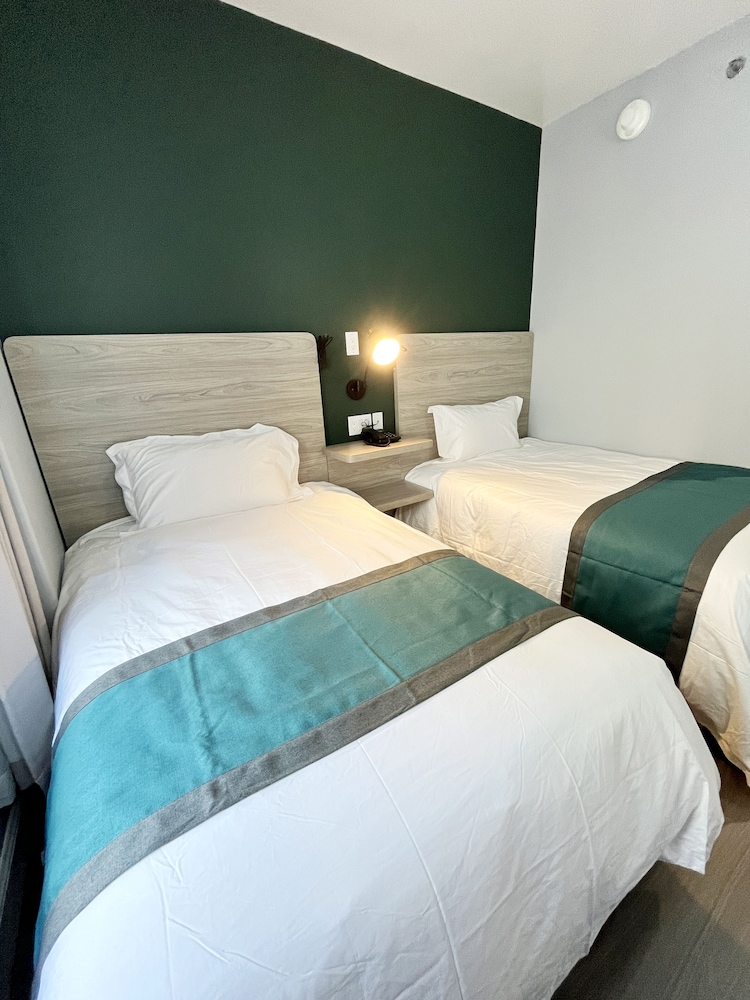 Comfort Twin Room photo 3