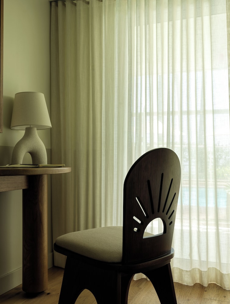 Standard Room, 2 Queen Beds - Photo 3