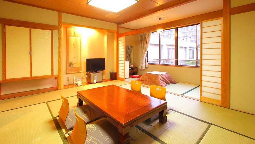 Japanese Traditional Room (10 Tatami-mats)