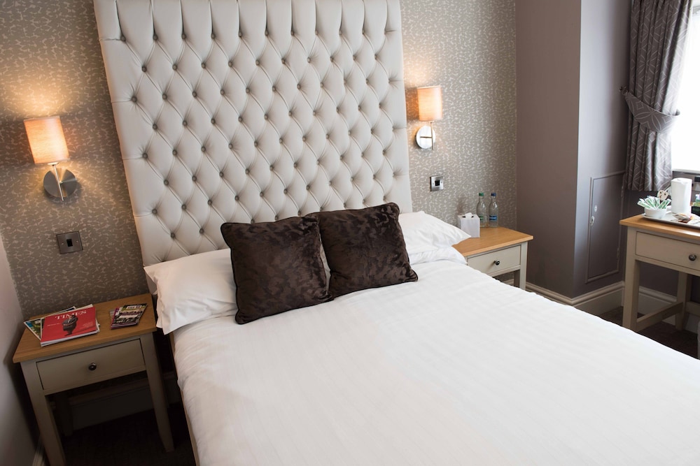 Standard Double Room, Ensuite - Photo 4