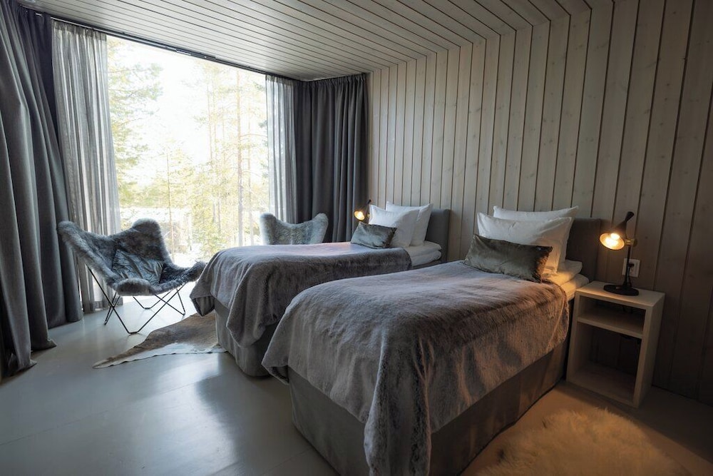 Arctic TreeHouse Suite Twin with Kitchenette (Extra bed) and View photo 1