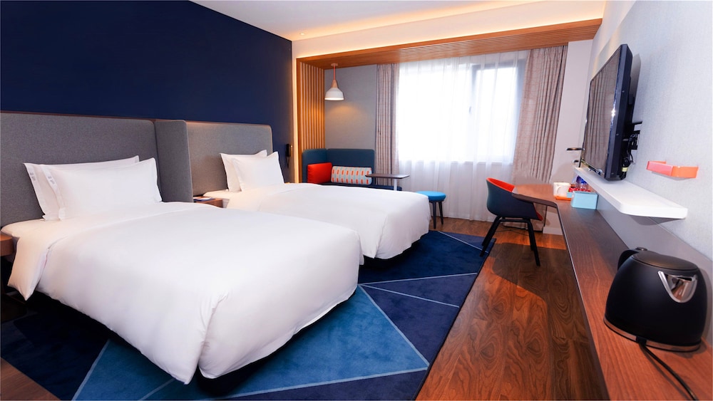 Standard Room, 2 Twin Beds photo 2