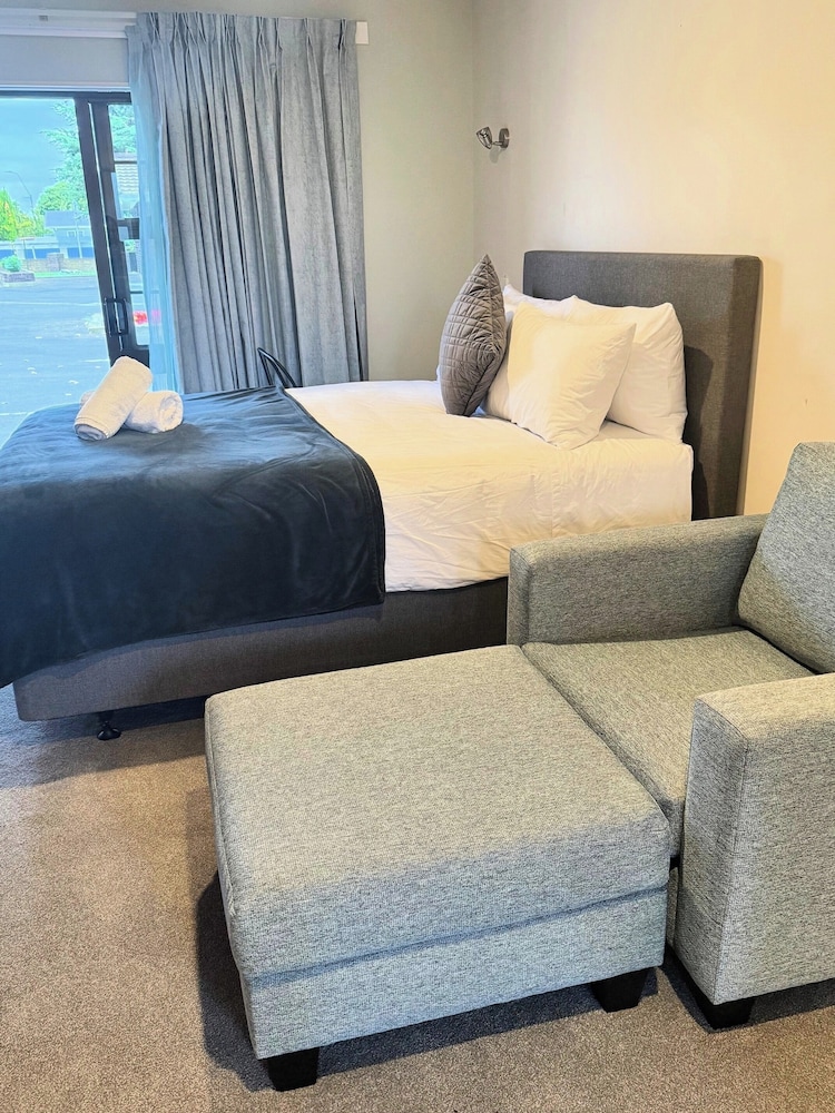 Basic Single Room