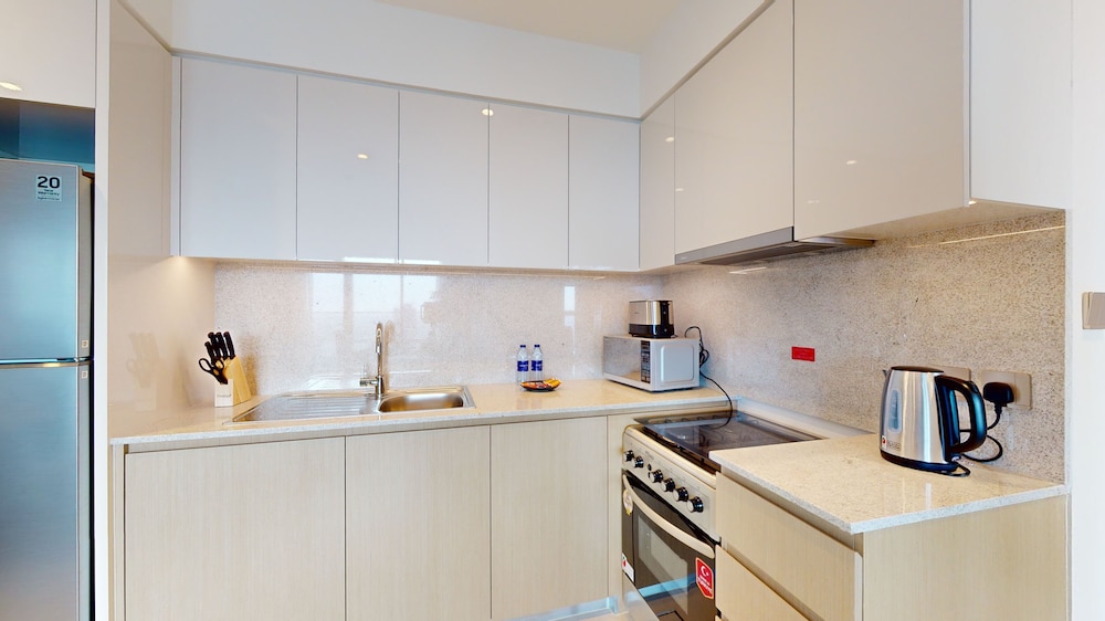 Apartment, 1 Bedroom, Pool Access photo 2