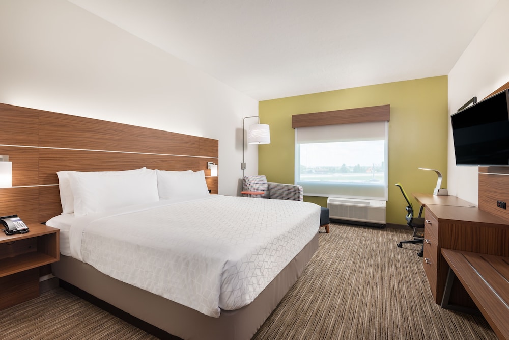 Standard Room, 1 King Bed, Accessible (Comm, Mobil, Transfer Shower)