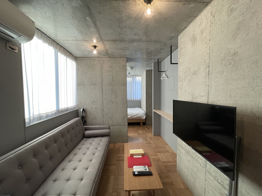 City Studio, Non Smoking, City View
