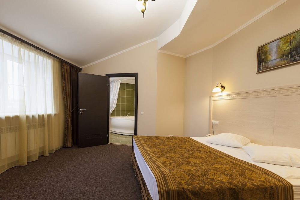 Junior Suite, 1 Bedroom, 2 Bathrooms photo 2