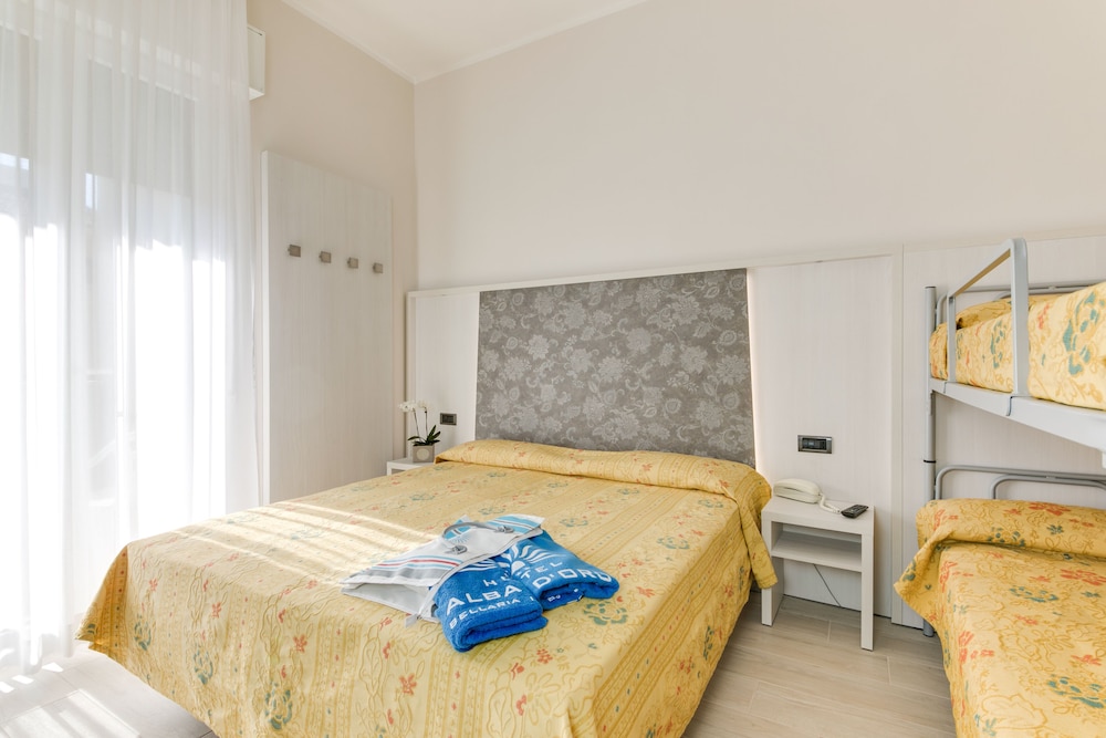 Triple Room photo 1