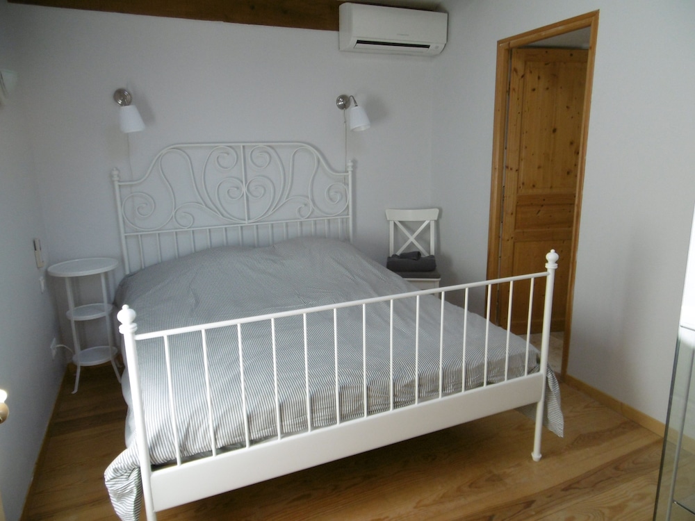 Exclusive Apartment photo 1