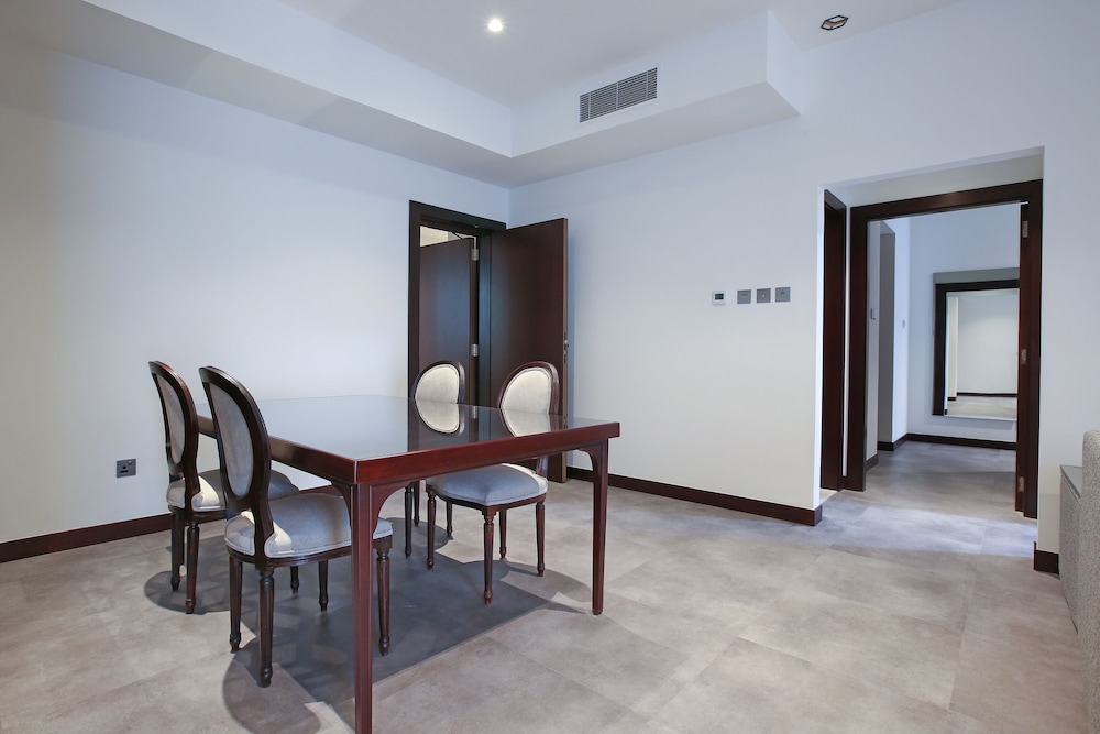 Two Bedroom Premier Family Suite (Connected Rooms) photo 3