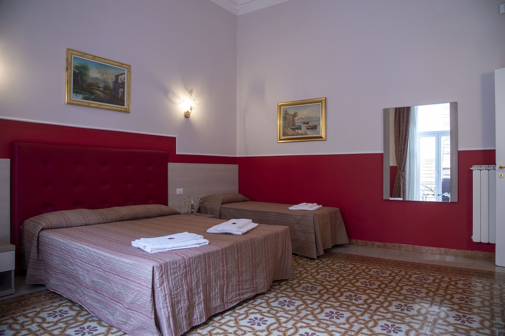 Luxury Triple Room photo 1