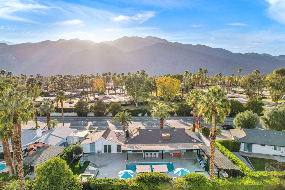The Ritz - Luxury Home With Pool Speakeasy Bar, Billede 41