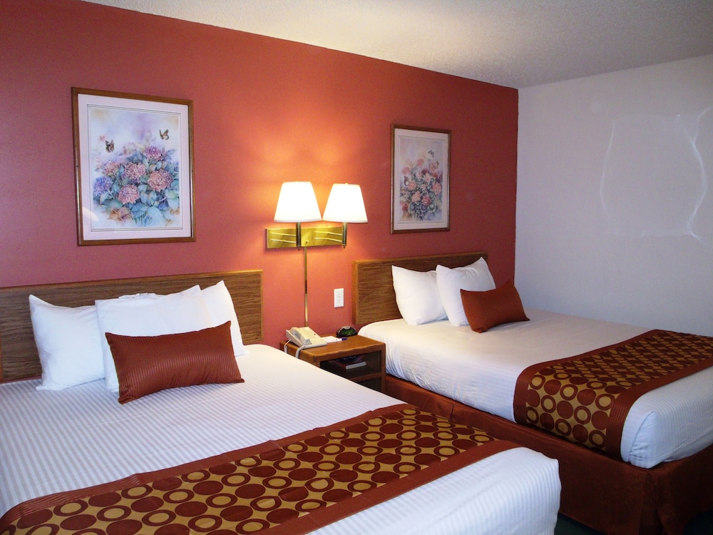 2 King Beds Suite Non-Smoking - Photo 3
