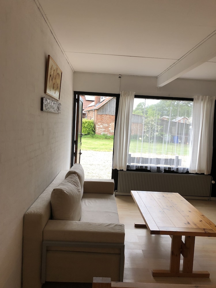 Design Room, Non Smoking, Garden View (Room 5) photo 2