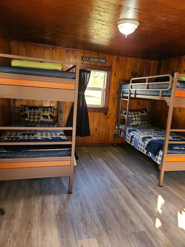 Standard Cabin, Multiple Beds, Non Smoking, Refrigerator & Microwave photo 2